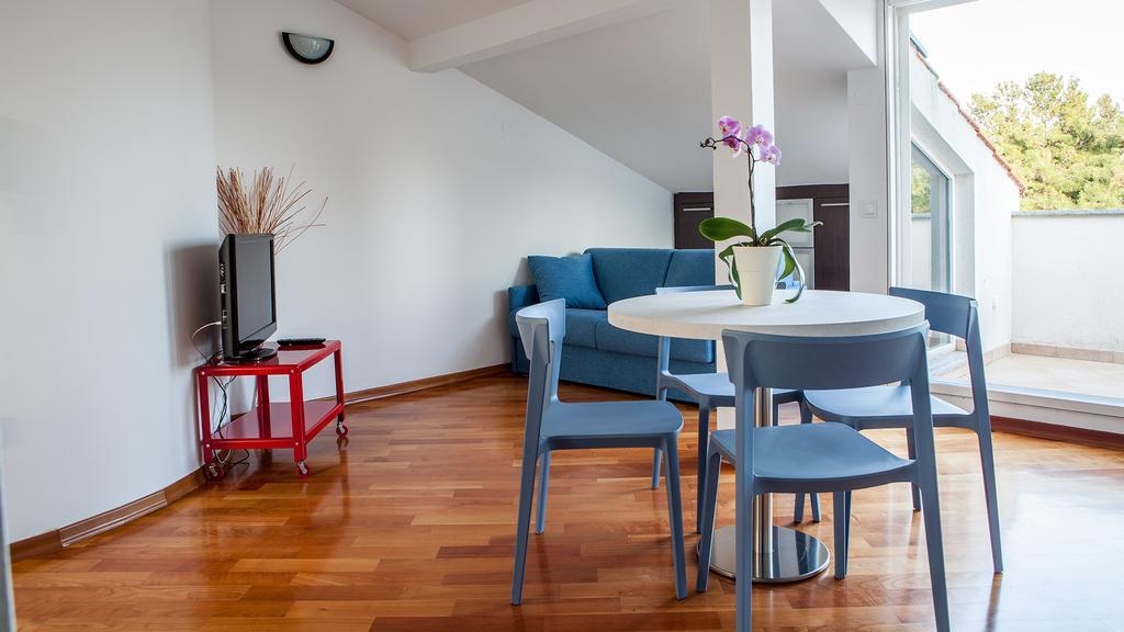 Apartment Lunta Krk Town Eksteriør billede